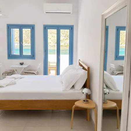 Little Beachfront In Kamares, Sifnos Appartamento *