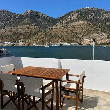 Little Beachfront In Kamares, Sifnos Appartamento Kamárai