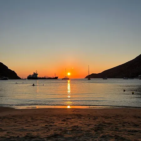 아파트 Little Beachfront In Kamares, Sifnos